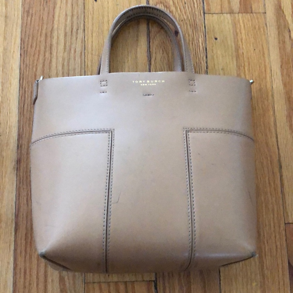 Tan Tory Burch purse